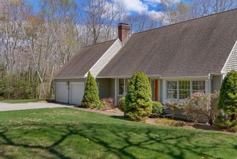 82 Hunts Point Road Cape Elizabeth ME 04107
