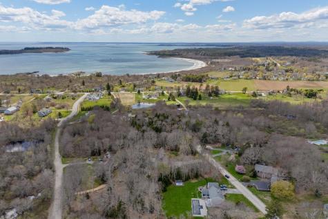 82 Hunts Point Road Cape Elizabeth ME 04107