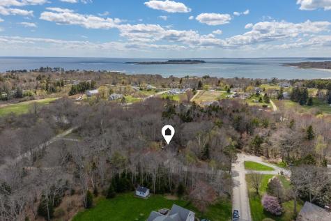 82 Hunts Point Road Cape Elizabeth ME 04107