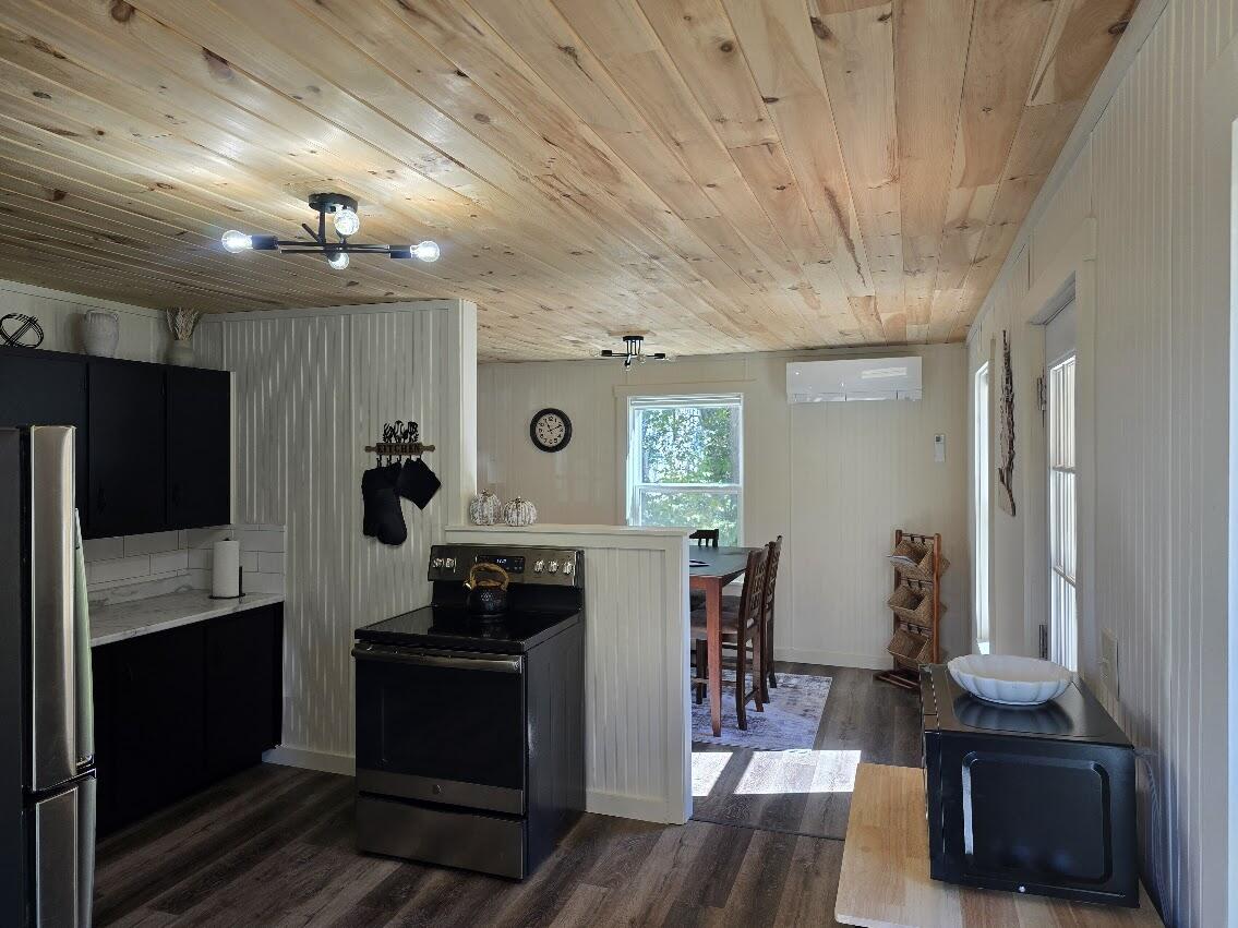 21 Bluff Road Concord Twp ME 04920