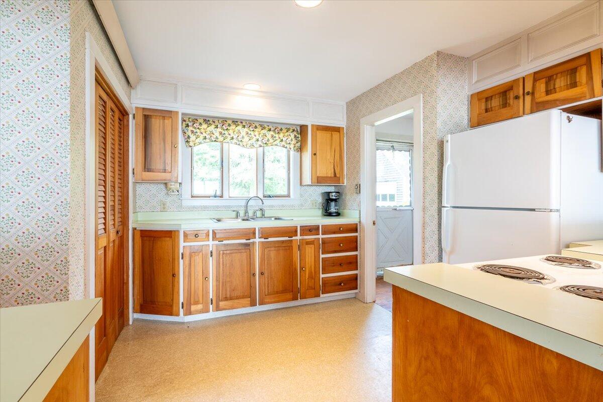 232 Mill Creek Road Islesboro ME 04848