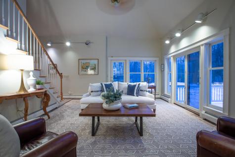 16 Susan Lane Falmouth ME 04105