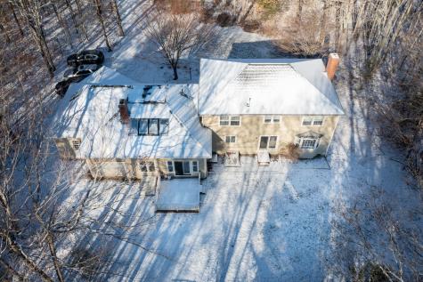 16 Susan Lane Falmouth ME 04105