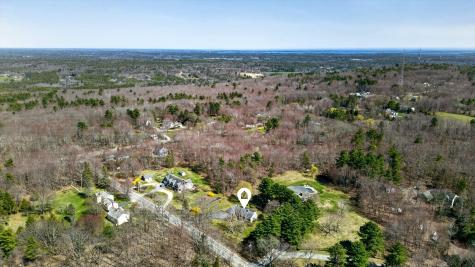 16 Mast Road Falmouth ME 04105