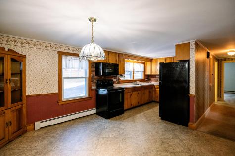 708 Hebron Road Paris ME 04281