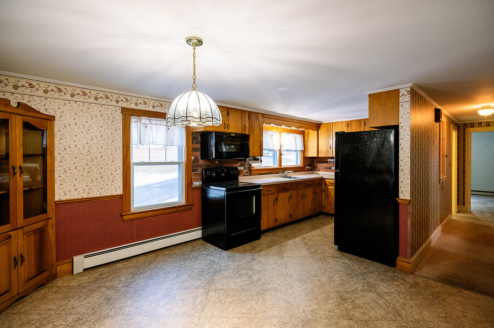 708 Hebron Road Paris ME 04281