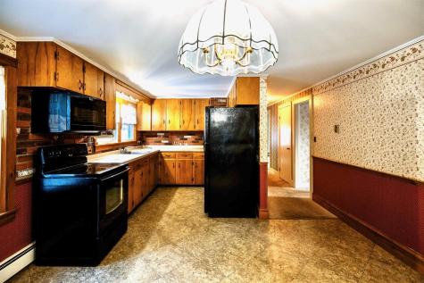 708 Hebron Road Paris ME 04281