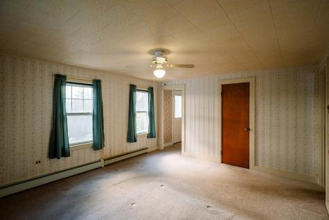 708 Hebron Road Paris ME 04281