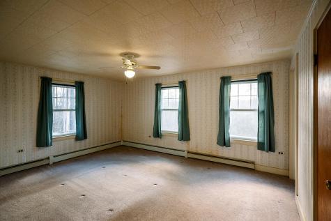 708 Hebron Road Paris ME 04281