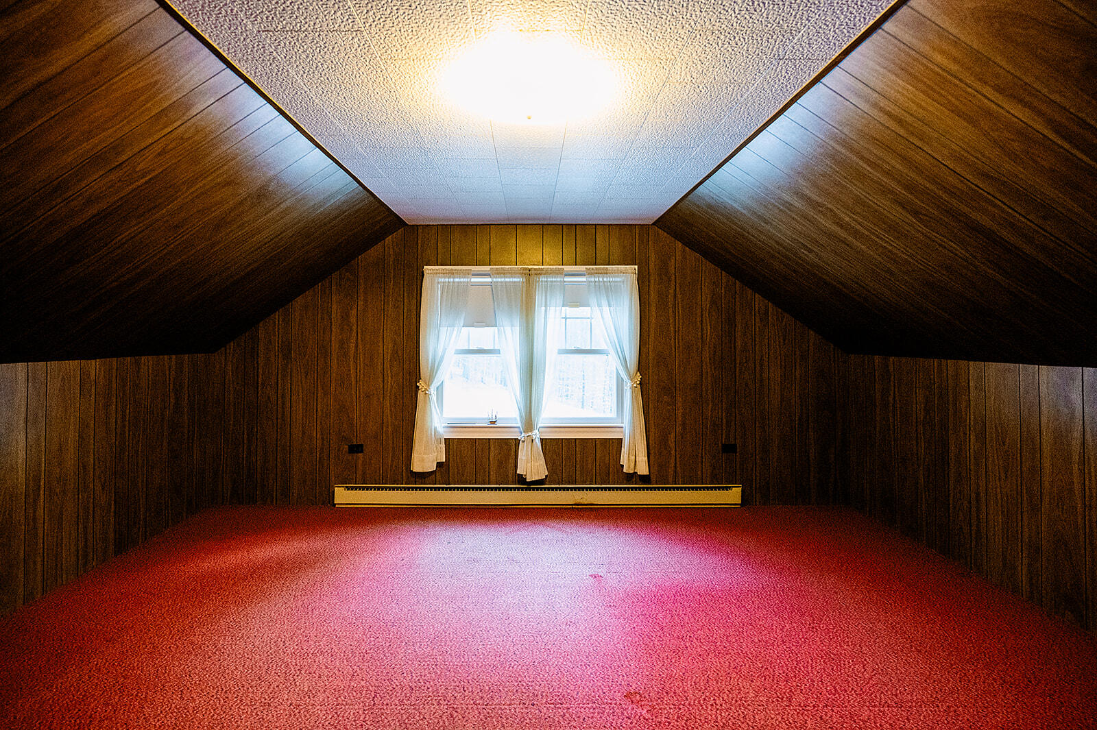 708 Hebron Road Paris ME 04281