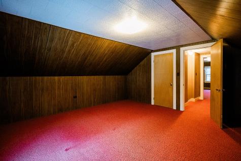 708 Hebron Road Paris ME 04281