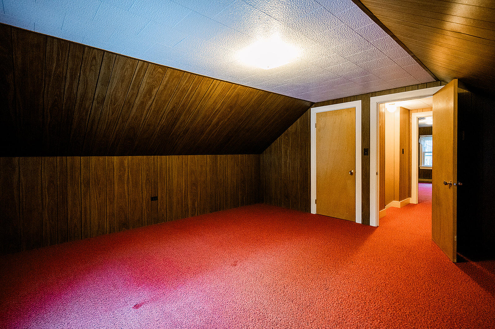 708 Hebron Road Paris ME 04281