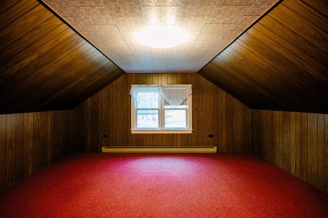 708 Hebron Road Paris ME 04281