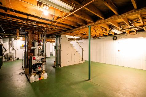 708 Hebron Road Paris ME 04281