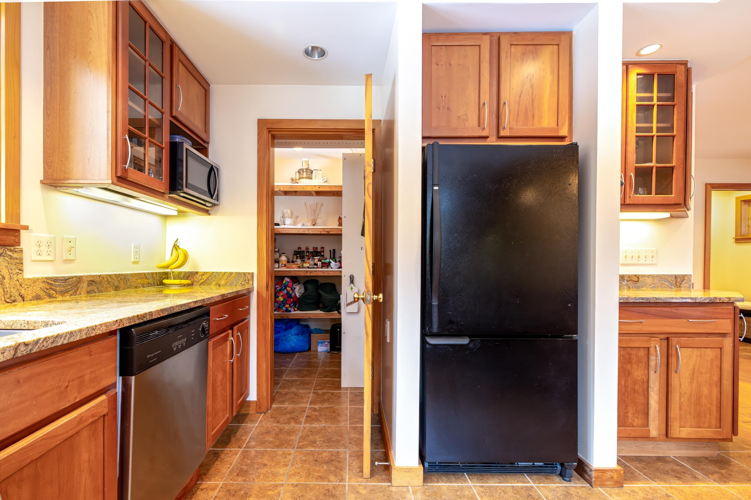 22 Surry Playhouse Road Surry ME 04684