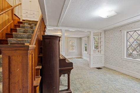 30 Birch Street Winthrop ME 04364