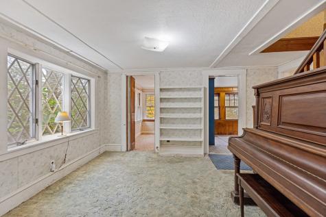 30 Birch Street Winthrop ME 04364