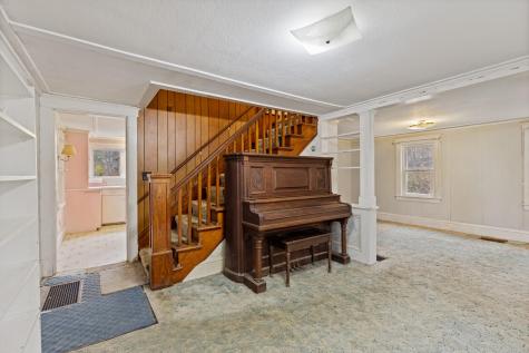 30 Birch Street Winthrop ME 04364