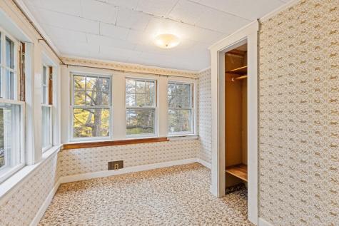 30 Birch Street Winthrop ME 04364