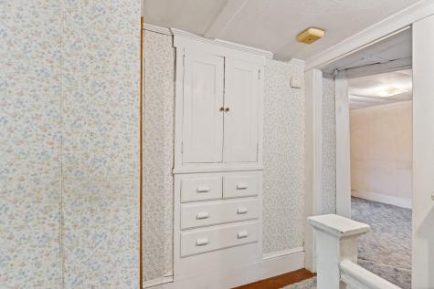 30 Birch Street Winthrop ME 04364