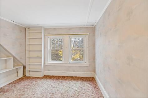 30 Birch Street Winthrop ME 04364