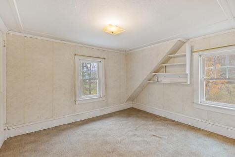 30 Birch Street Winthrop ME 04364