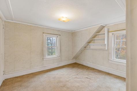 30 Birch Street Winthrop ME 04364