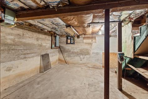 30 Birch Street Winthrop ME 04364