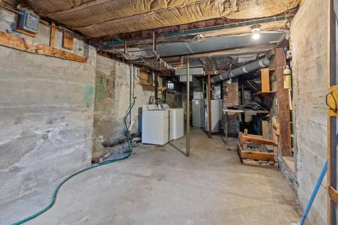 30 Birch Street Winthrop ME 04364