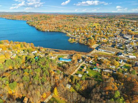 30 Birch Street Winthrop ME 04364