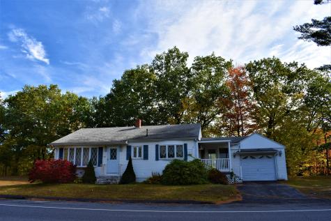 516 Riverside Drive Auburn ME 04210