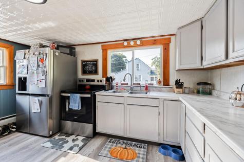 19 Summer Street Madison ME 04950