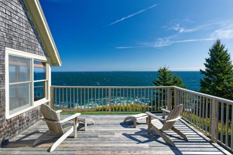 33 Cliff Road Bristol ME 04554