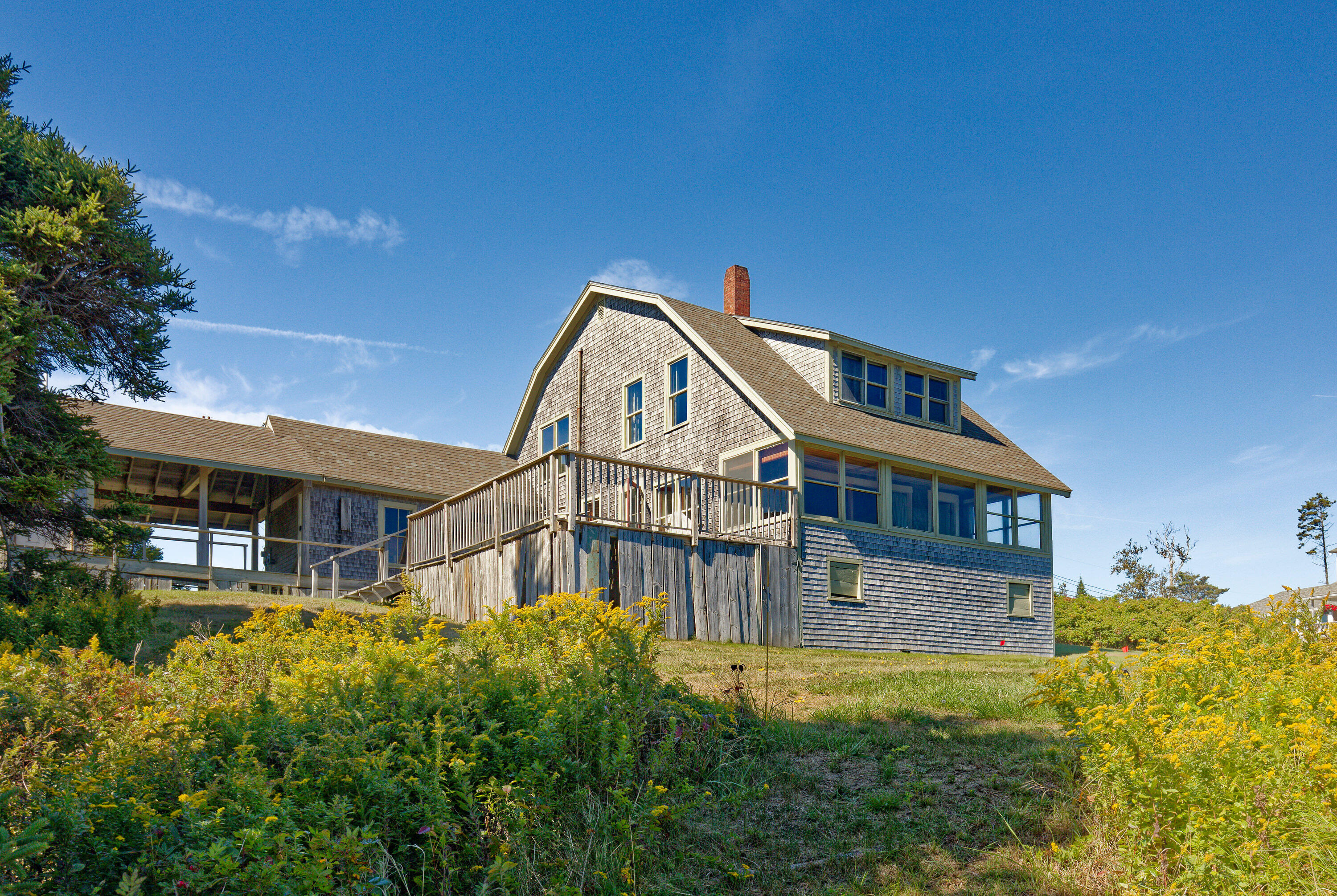 33 Cliff Road Bristol ME 04554