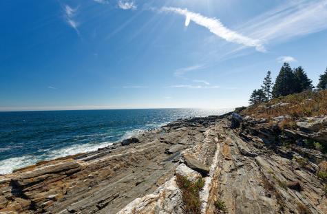 33 Cliff Road Bristol ME 04554