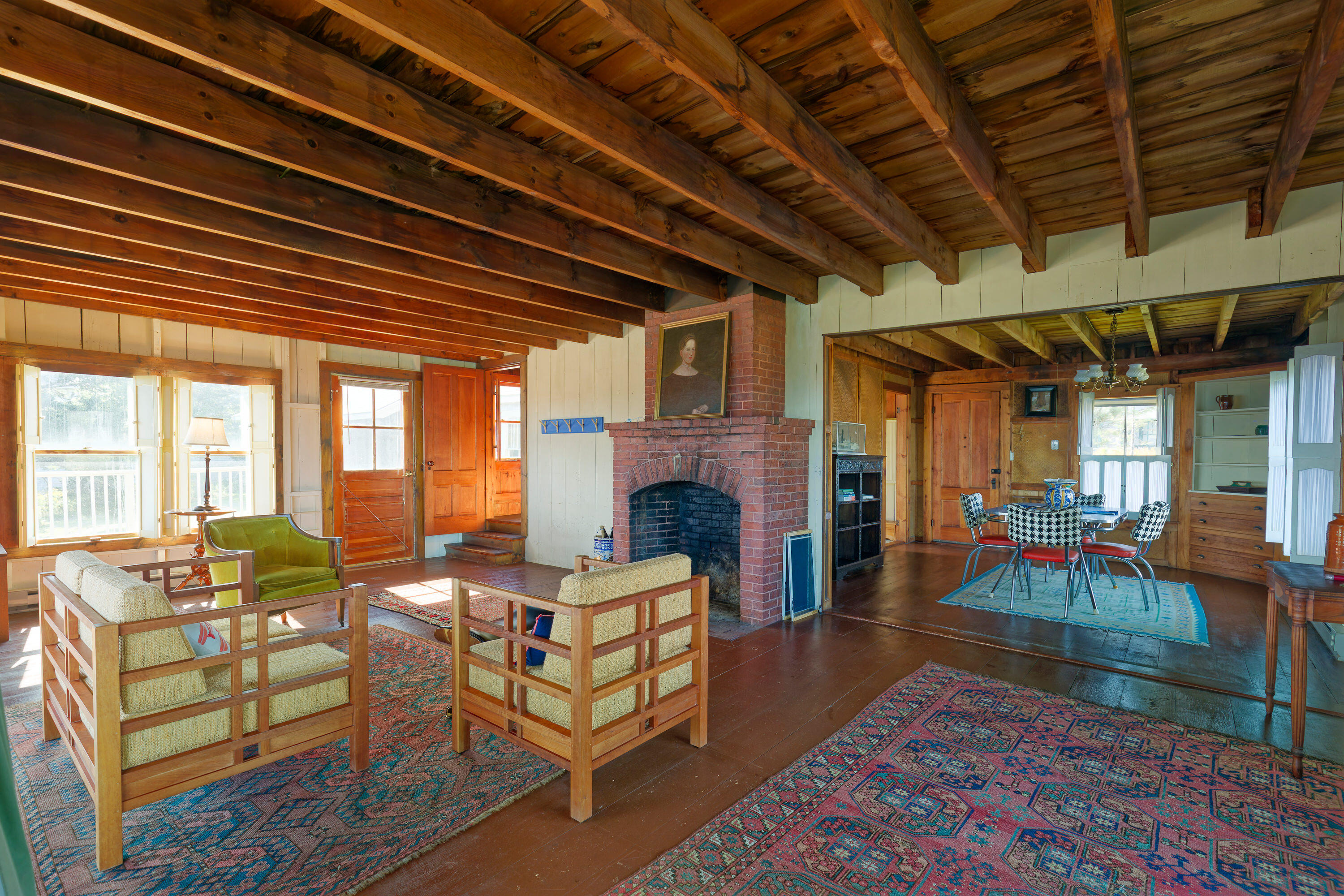 33 Cliff Road Bristol ME 04554