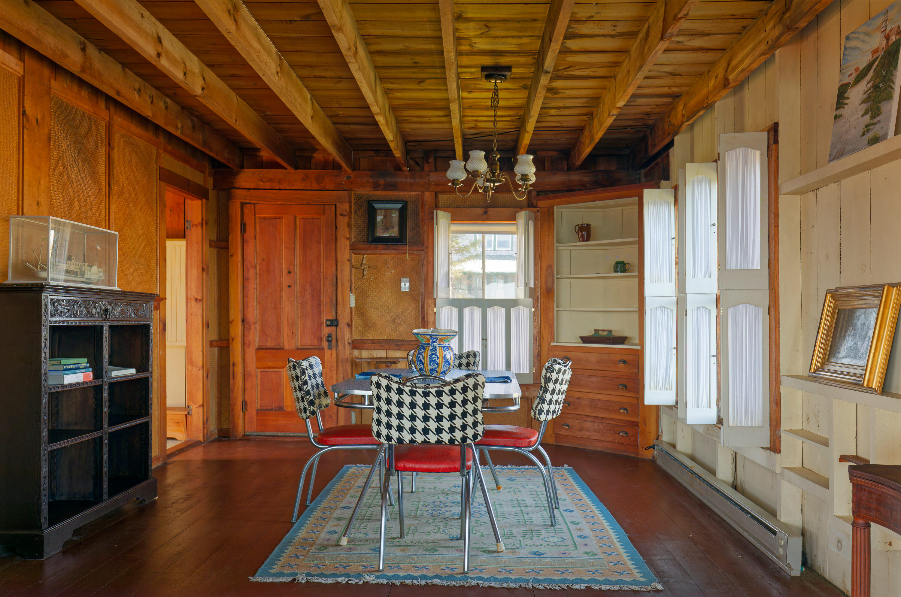 33 Cliff Road Bristol ME 04554