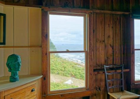 33 Cliff Road Bristol ME 04554