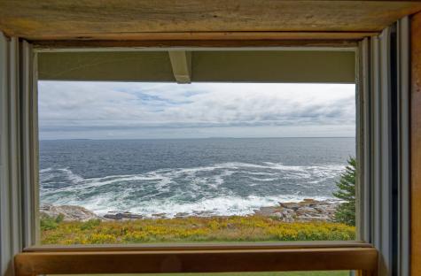 33 Cliff Road Bristol ME 04554