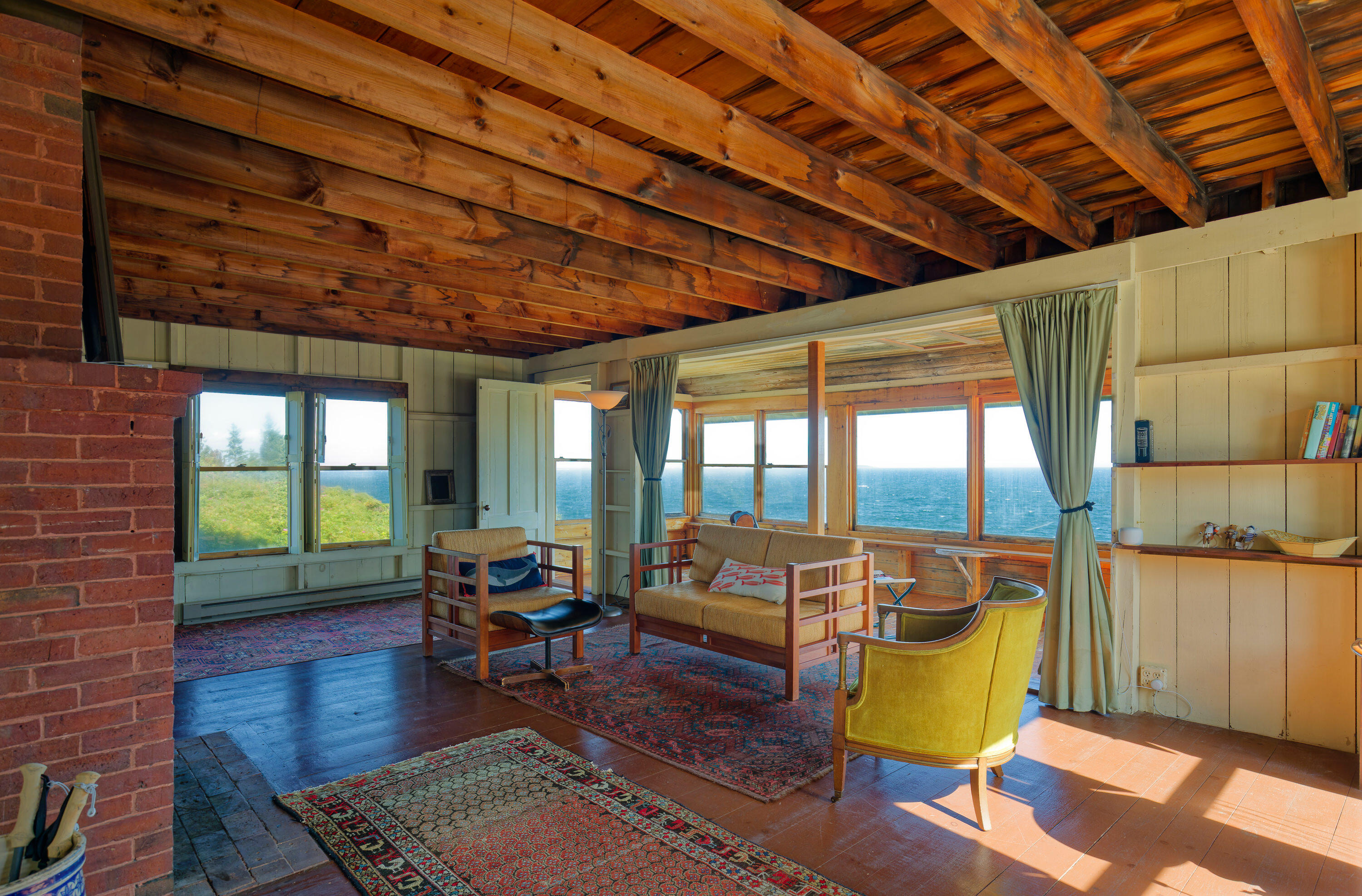 33 Cliff Road Bristol ME 04554