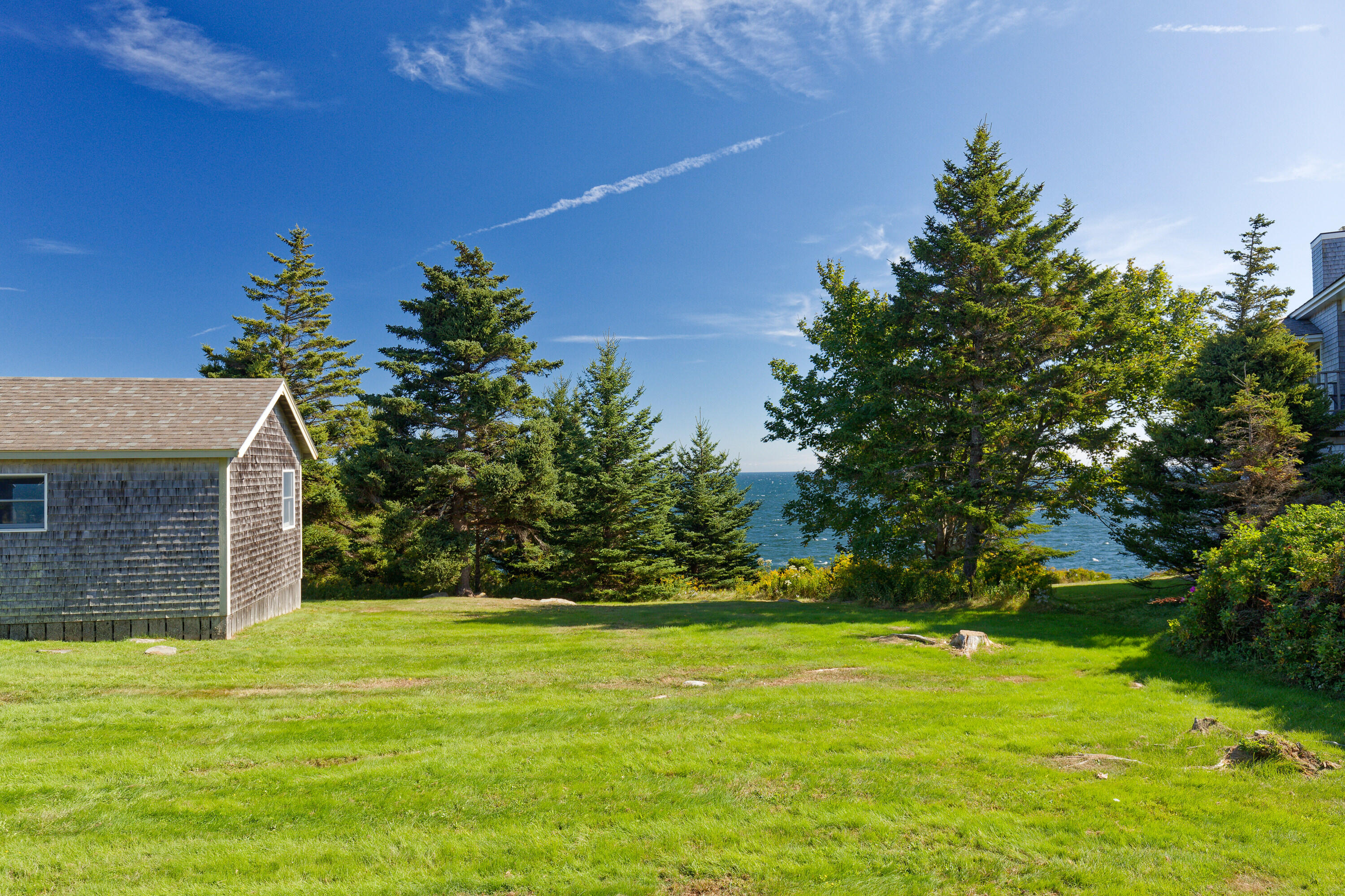 33 Cliff Road Bristol ME 04554