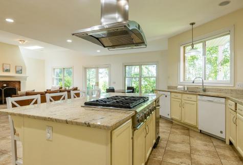 794 Pleasant Point Road Cushing ME 04563