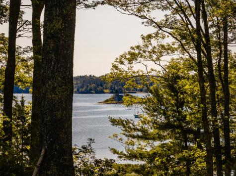 794 Pleasant Point Road Cushing ME 04563