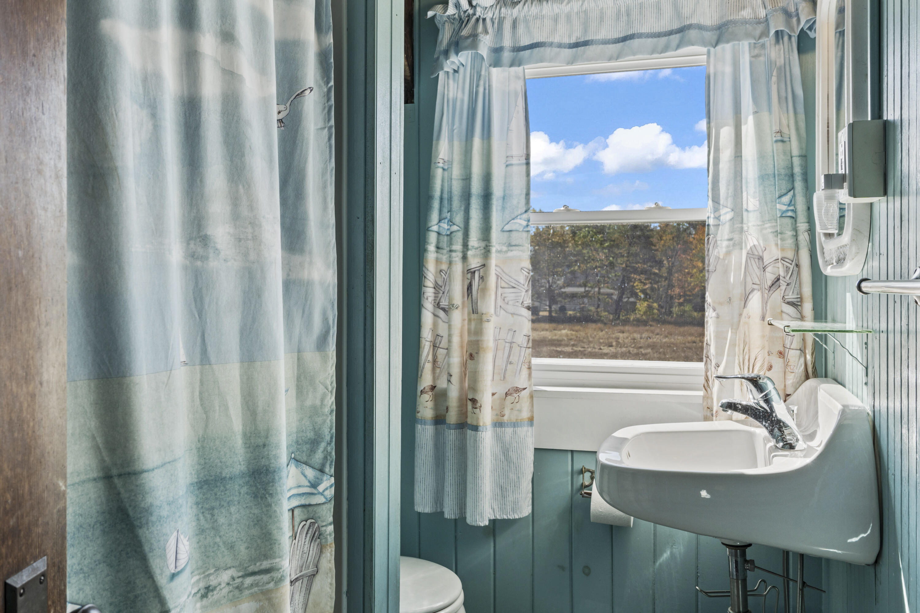 17 Randall Avenue Old Orchard Beach ME 04064