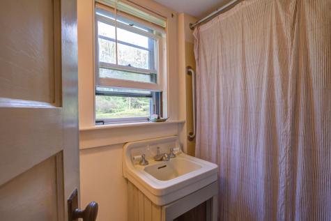 39 Howe Hill Road Waterford ME 04088
