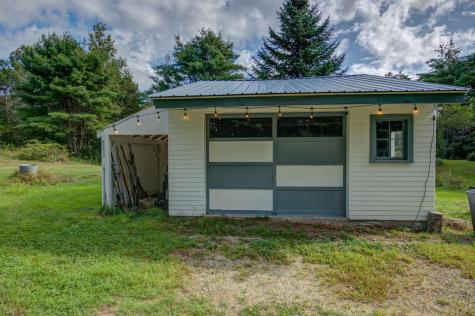 39 Howe Hill Road Waterford ME 04088
