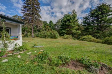 39 Howe Hill Road Waterford ME 04088