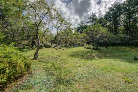 39 Howe Hill Road Waterford ME 04088