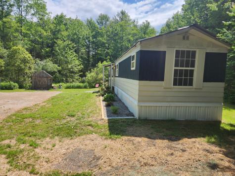 37 Wings Mills Road Readfield ME 04355