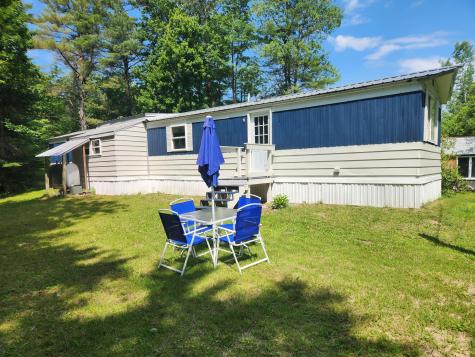 37 Wings Mills Road Readfield ME 04355